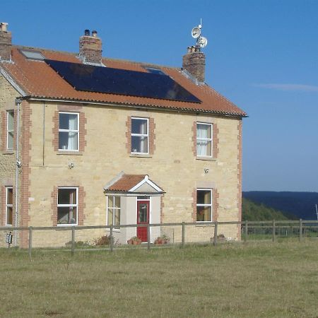 South Moor Farm Bed & Breakfast สการ์โบโรห์ ภายนอก รูปภาพ